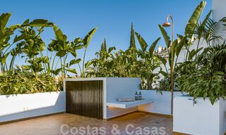 Volledig gerenoveerd appartement te koop, met een groot terras, op wandelafstand van voorzieningen en zelfs Puerto Banus, Marbella 51484 