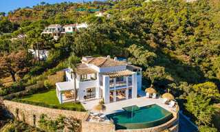 Sublieme Mediterrane luxevilla met gastenverblijf en prachtig zeezicht te koop in El Madroñal, Marbella - Benahavis 51545 