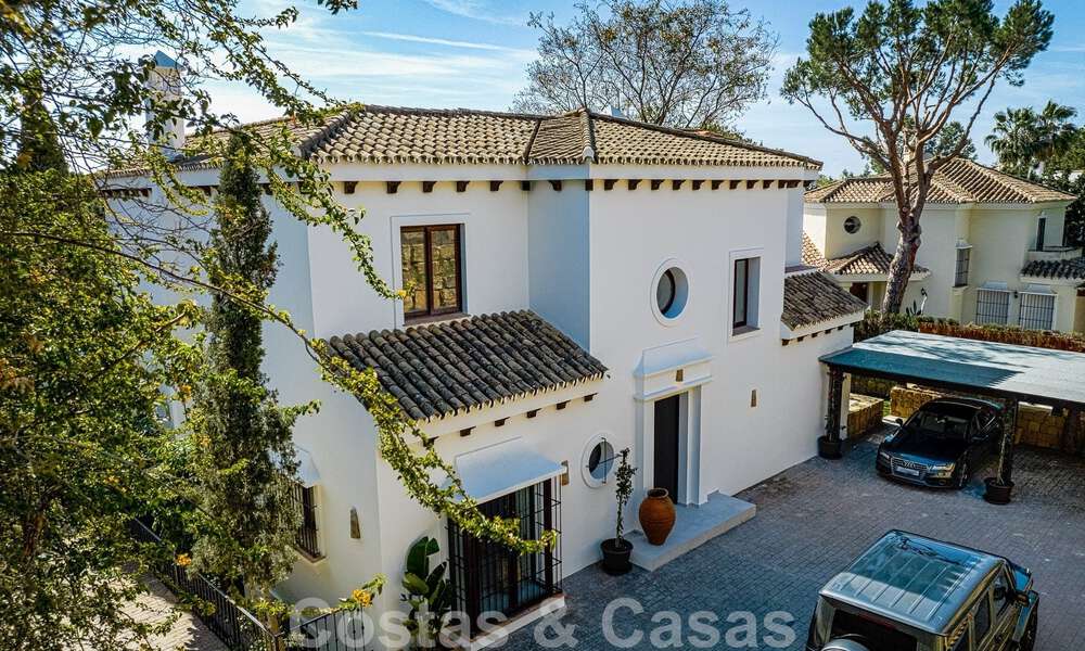 Luxueuze Andalusische villa met partieel zeezicht te koop, ten oosten van Marbella stad 52397