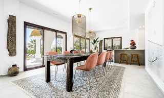 Luxueuze Andalusische villa met partieel zeezicht te koop, ten oosten van Marbella stad 52399 