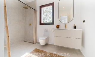 Luxueuze Andalusische villa met partieel zeezicht te koop, ten oosten van Marbella stad 52411 