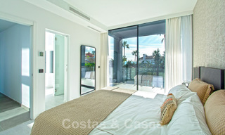 Instapklare luxevilla te koop met fantastisch zeezicht gelegen in een golfresort nabij Estepona centrum 52479 