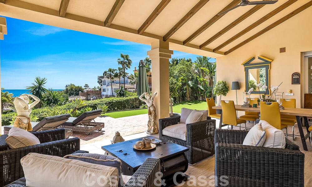 Traditionele luxevilla te koop met prachtig uitzicht op de grens van Marbella en Mijas 51754