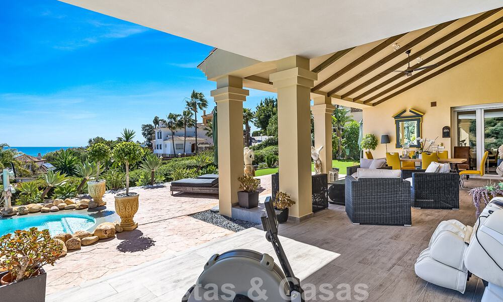 Traditionele luxevilla te koop met prachtig uitzicht op de grens van Marbella en Mijas 51756