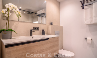 Volledig gerenoveerd modern penthouse te koop in een gated community in La Quinta, Marbella - Benahavis 51654 