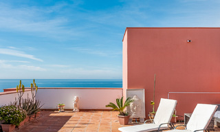 Penthouse te koop in een gated urbanisatie op een steenworp van het strand op de New Golden Mile tussen Marbella en Estepona 52835 