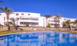 Modern 3- slaapkamer appartement te koop met zeezicht in de heuvels van Los Monteros, Oost Marbella 52775 