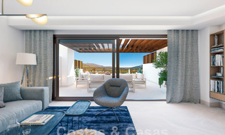 Nieuwbouwproject bestaande uit 8 rijwoningen te koop, met open uitzicht op de golfbanen van het begeerde golfresort La Cala Golf, Mijas 53276 