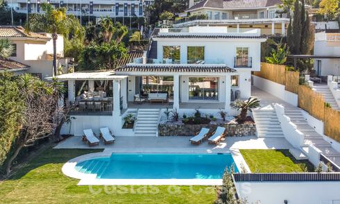 Vrijstaande luxevilla te koop met privézwembad omgeven door golfbanen in de vallei van Nueva Andalucia, Marbella 53799