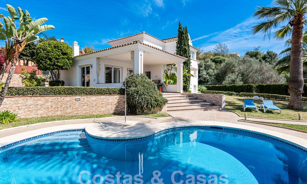 Charmante villa te koop dicht bij het strand van Elviria ten oosten van Marbella centrum 53941