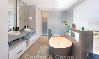 Moderne luxevilla te koop met schitterend zeezicht in een exclusieve wijk van Benahavis - Marbella 53376 
