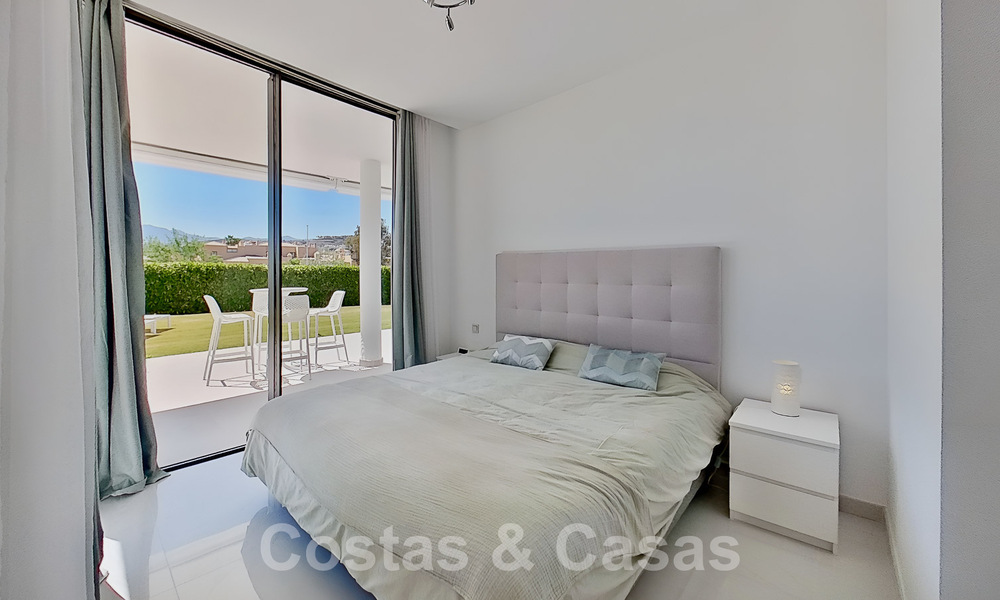 Modern tuinappartement te koop met 3 slaapkamers in golfresort op de New Golden Mile tussen Marbella en Estepona 53235