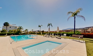 Modern tuinappartement te koop met 3 slaapkamers in golfresort op de New Golden Mile tussen Marbella en Estepona 53237 