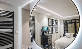 4-slaapkamer luxe appartement te koop in een exclusief tweedelijnsstrand complex in Puerto Banus, Marbella 52125 