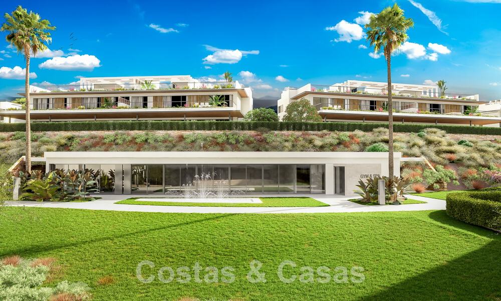 Nieuw project met prestige appartementen te koop met eigen zwembad, grenzend aan de golfbaan in Oost-Marbella 52430