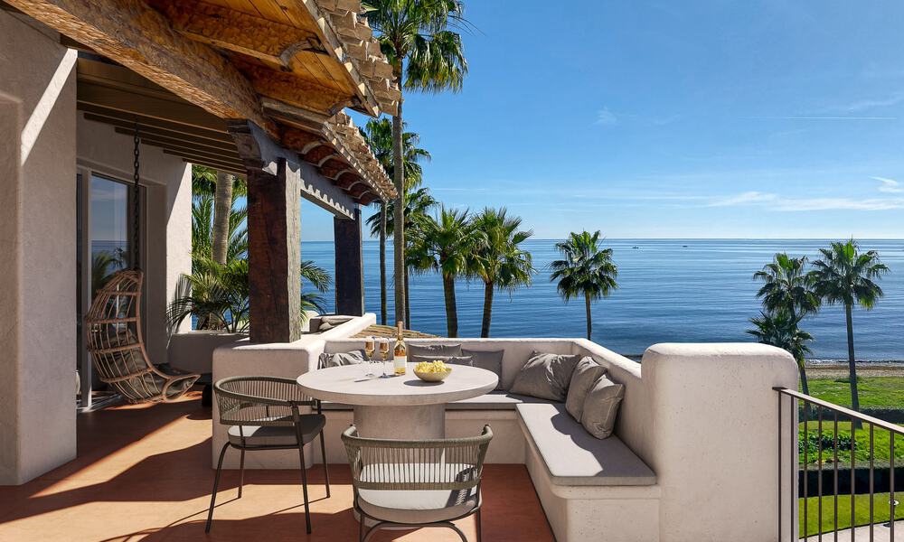 Verfijnd luxepenthouse te koop in een eerstelijnsstrand complex op de New Golden Mile tussen Marbella en Estepona 52989