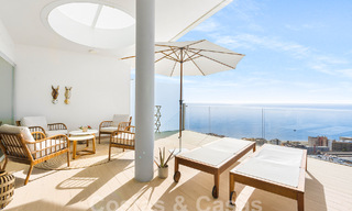 Uitmuntend en modern penthouse te koop met open zeezicht en op wandelafstand van het strand in Fuengirola - Benalmadena, Costa del Sol 54275 