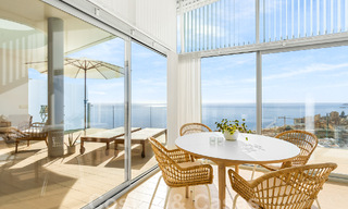 Uitmuntend en modern penthouse te koop met open zeezicht en op wandelafstand van het strand in Fuengirola - Benalmadena, Costa del Sol 54282 