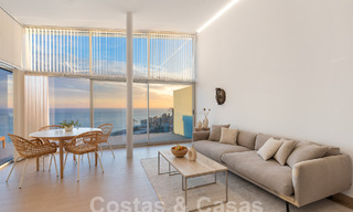 Uitmuntend en modern penthouse te koop met open zeezicht en op wandelafstand van het strand in Fuengirola - Benalmadena, Costa del Sol 54288 