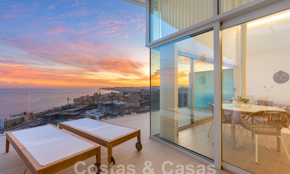 Uitmuntend en modern penthouse te koop met open zeezicht en op wandelafstand van het strand in Fuengirola - Benalmadena, Costa del Sol 54295