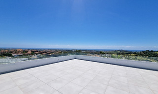 Modernistische luxevilla te koop met magnifiek uitzicht op zee en op de golfbaan in Benahavis - Marbella 54476 