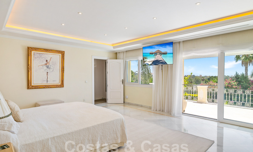 Mediterrane luxevilla te koop met 6 slaapkamers in een geprivilegieerde golfomgeving in Nueva Andalucia’s vallei, Marbella 53218