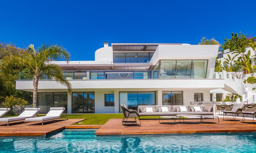 Instapklare, nieuwe, moderne luxevilla met 6 slaapkamers te koop met zeezicht in La Quinta, Marbella - Benahavis 54314