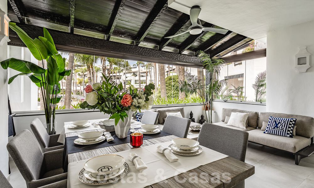 Mondain luxe appartement te koop, in Marina Puente Romano op de Golden Mile van Marbella 53744