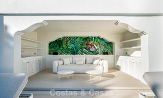 Boutique villa in resortstijl te koop met open zeezicht, genesteld in het weelderig groen van het exclusieve La Zagaleta golfresort, Marbella - Benahavis 54082 