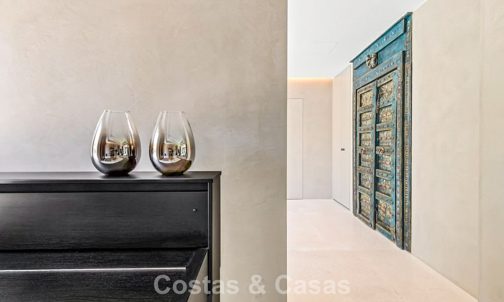 Rustieke luxevilla te koop met een verwarmd privézwembad en eigentijds interieur ten oosten van Marbella centrum 786357