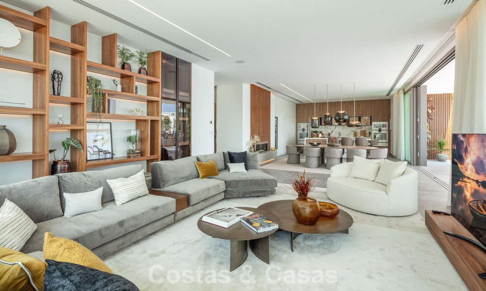 Verbluffende, architecturale luxevilla te koop met open zeezicht in een hoogstaande gated woonwijk in de heuvels van La Quinta in Marbella - Benahavis 54148