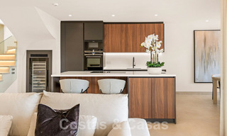 Luxe penthouse te koop in een exclusief strandcomplex op de New Golden Mile, Marbella - Estepona 55099 