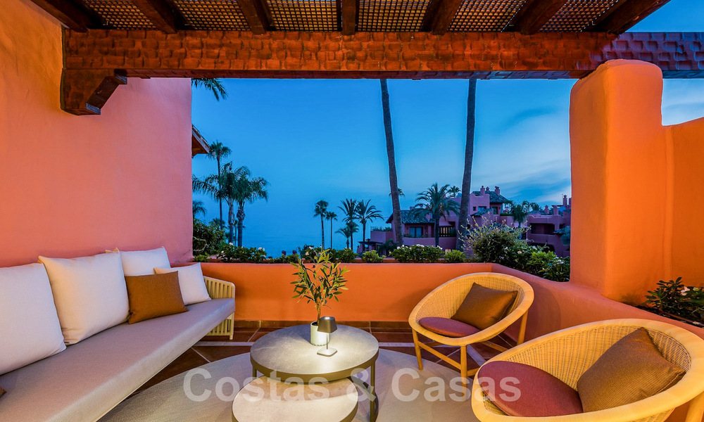 Luxe penthouse te koop in een exclusief strandcomplex op de New Golden Mile, Marbella - Estepona 55104