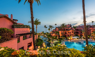 Luxe penthouse te koop in een exclusief strandcomplex op de New Golden Mile, Marbella - Estepona 55105 