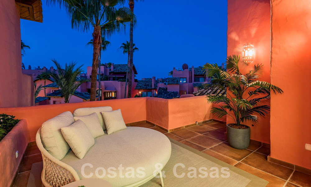 Luxe penthouse te koop in een exclusief strandcomplex op de New Golden Mile, Marbella - Estepona 55106