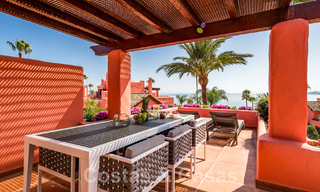 Luxe penthouse te koop in een exclusief strandcomplex op de New Golden Mile, Marbella - Estepona 55128 