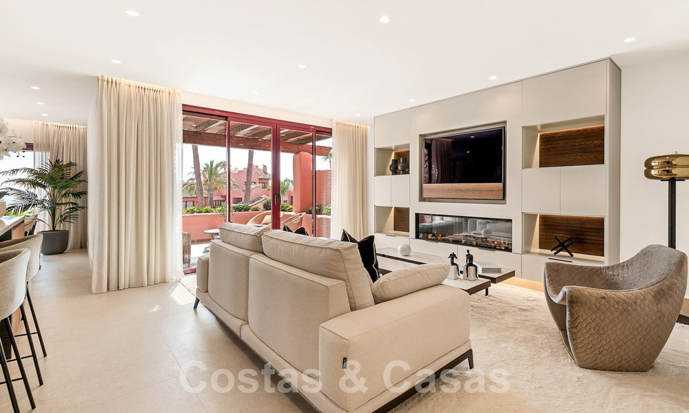 Luxe penthouse te koop in een exclusief strandcomplex op de New Golden Mile, Marbella - Estepona 55129