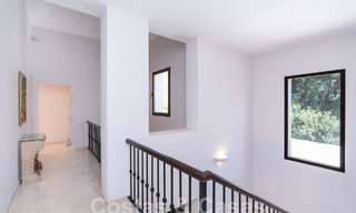 Vrijstaande luxevilla in een klassieke Spaanse stijl te koop met subliem zeezicht in Marbella - Benahavis 55150 