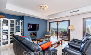 Vrijstaande luxevilla in een klassieke Spaanse stijl te koop met subliem zeezicht in Marbella - Benahavis 55163 