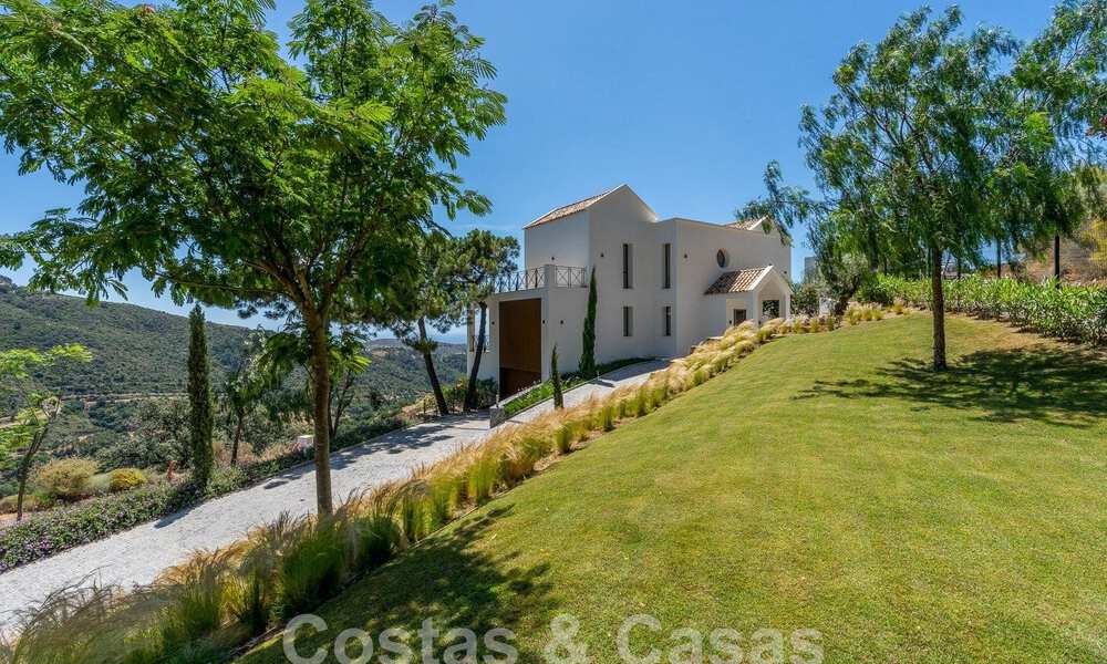 Luxevilla in een moderne-Andalusische stijl te koop in een fantastische, natuurlijke omgeving van Marbella - Benahavis 55223