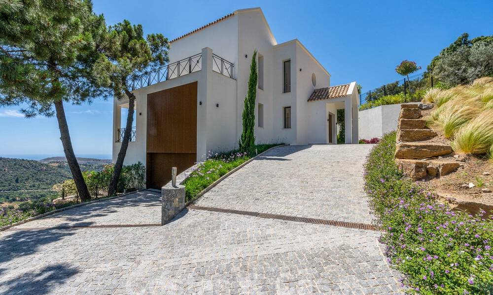 Luxevilla in een moderne-Andalusische stijl te koop in een fantastische, natuurlijke omgeving van Marbella - Benahavis 55226
