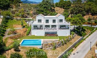 Luxevilla in een moderne-Andalusische stijl te koop in een fantastische, natuurlijke omgeving van Marbella - Benahavis 55231 