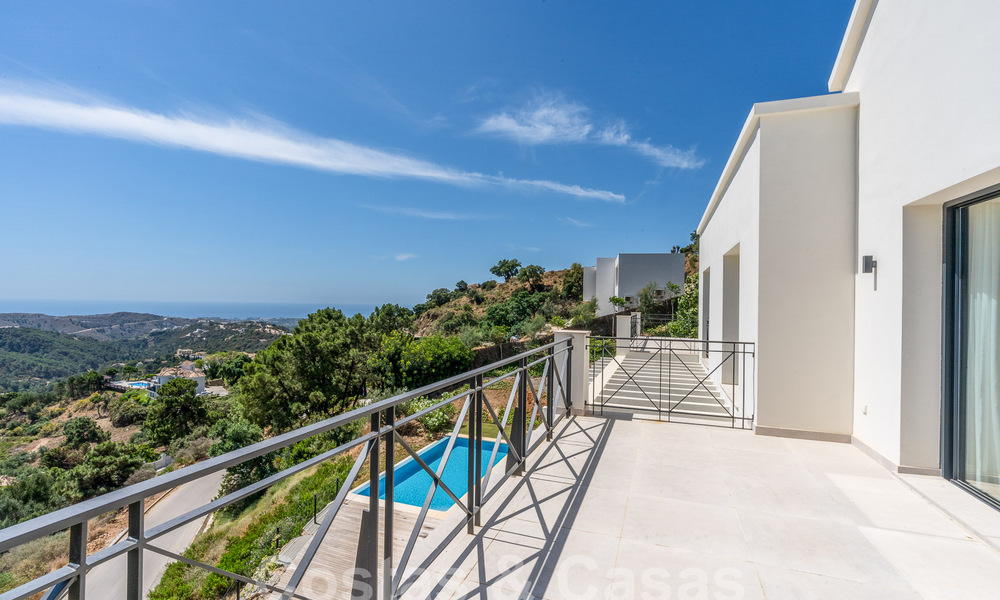 Luxevilla in een moderne-Andalusische stijl te koop in een fantastische, natuurlijke omgeving van Marbella - Benahavis 55264