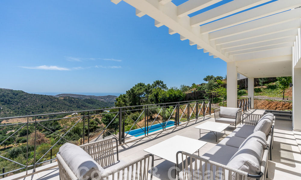 Luxevilla in een moderne-Andalusische stijl te koop in een fantastische, natuurlijke omgeving van Marbella - Benahavis 55272