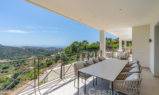 Luxevilla in een moderne-Andalusische stijl te koop in een fantastische, natuurlijke omgeving van Marbella - Benahavis 55273 