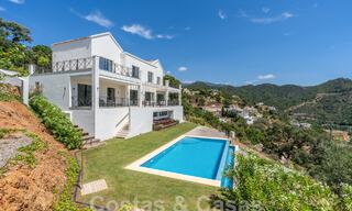 Luxevilla in een moderne-Andalusische stijl te koop in een fantastische, natuurlijke omgeving van Marbella - Benahavis 55278 