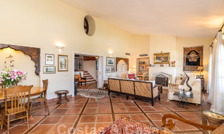 Spaanse luxevilla te koop met panoramisch uitzicht in een gated community omgeven door natuur in Marbella - Benahavis 55328 