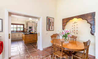 Spaanse luxevilla te koop met panoramisch uitzicht in een gated community omgeven door natuur in Marbella - Benahavis 55331 
