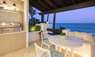 Luxueus beachfront penthouse te koop met frontaal zeezicht in Puente Romano op de Golden Mile van Marbella 55065 