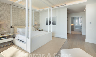 Luxueus beachfront penthouse te koop met frontaal zeezicht in Puente Romano op de Golden Mile van Marbella 55074 